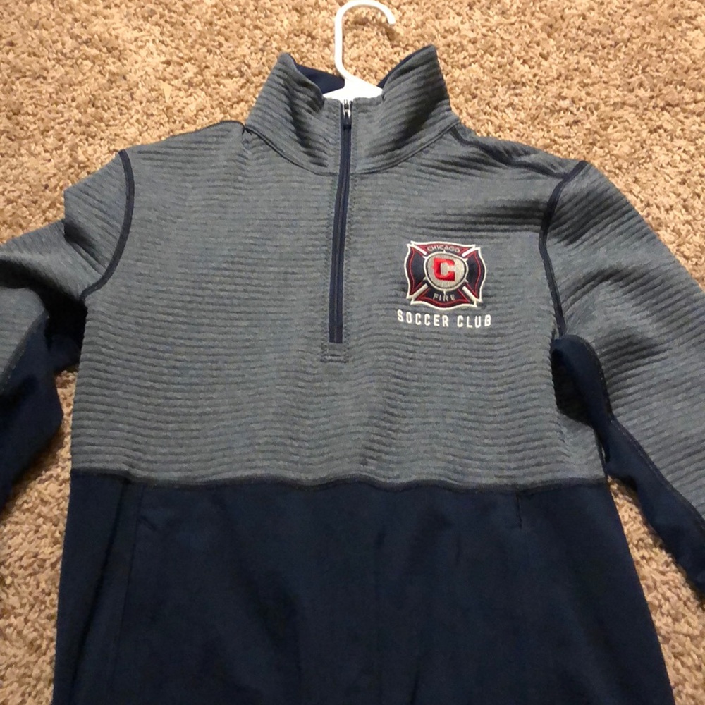chicago fire 1/2 zip